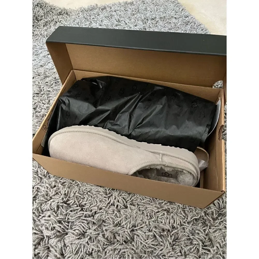 NIB Ugg Men's Classic Slip-On Shoe in Pumice Size 11